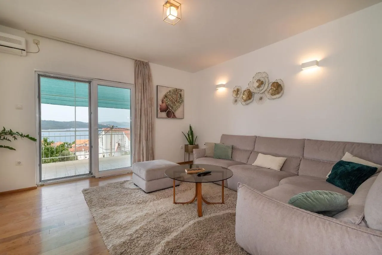 Apartments Fani Trogir Croatia