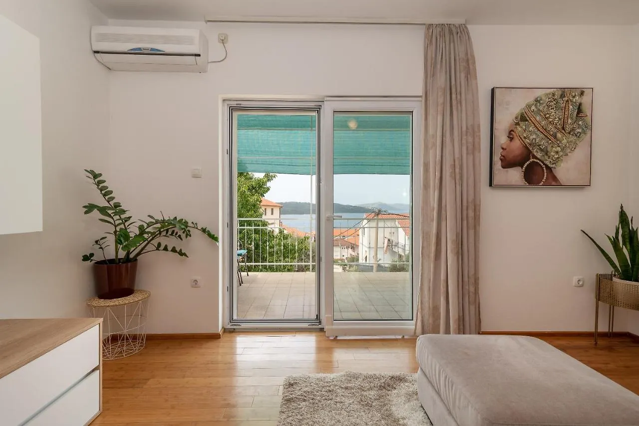 Apartments Fani Trogir Croatia