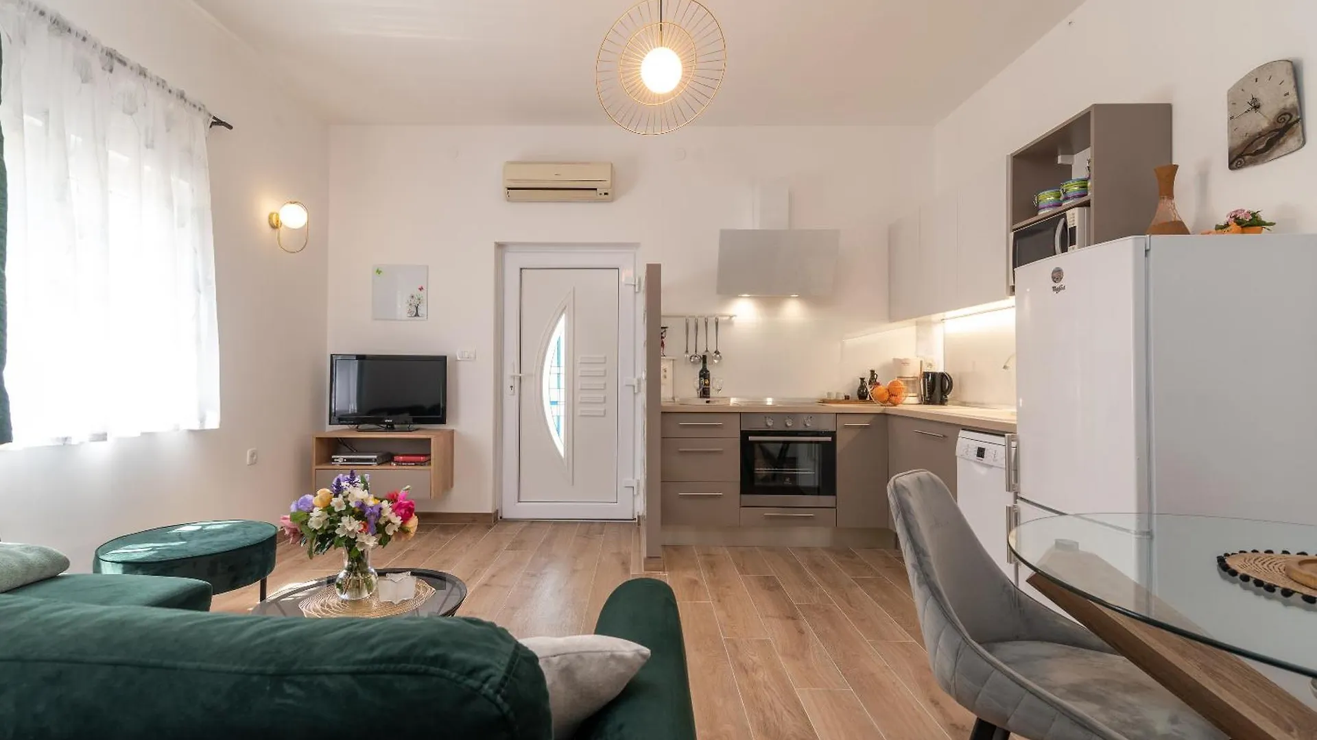 Apartments Fani Trogir