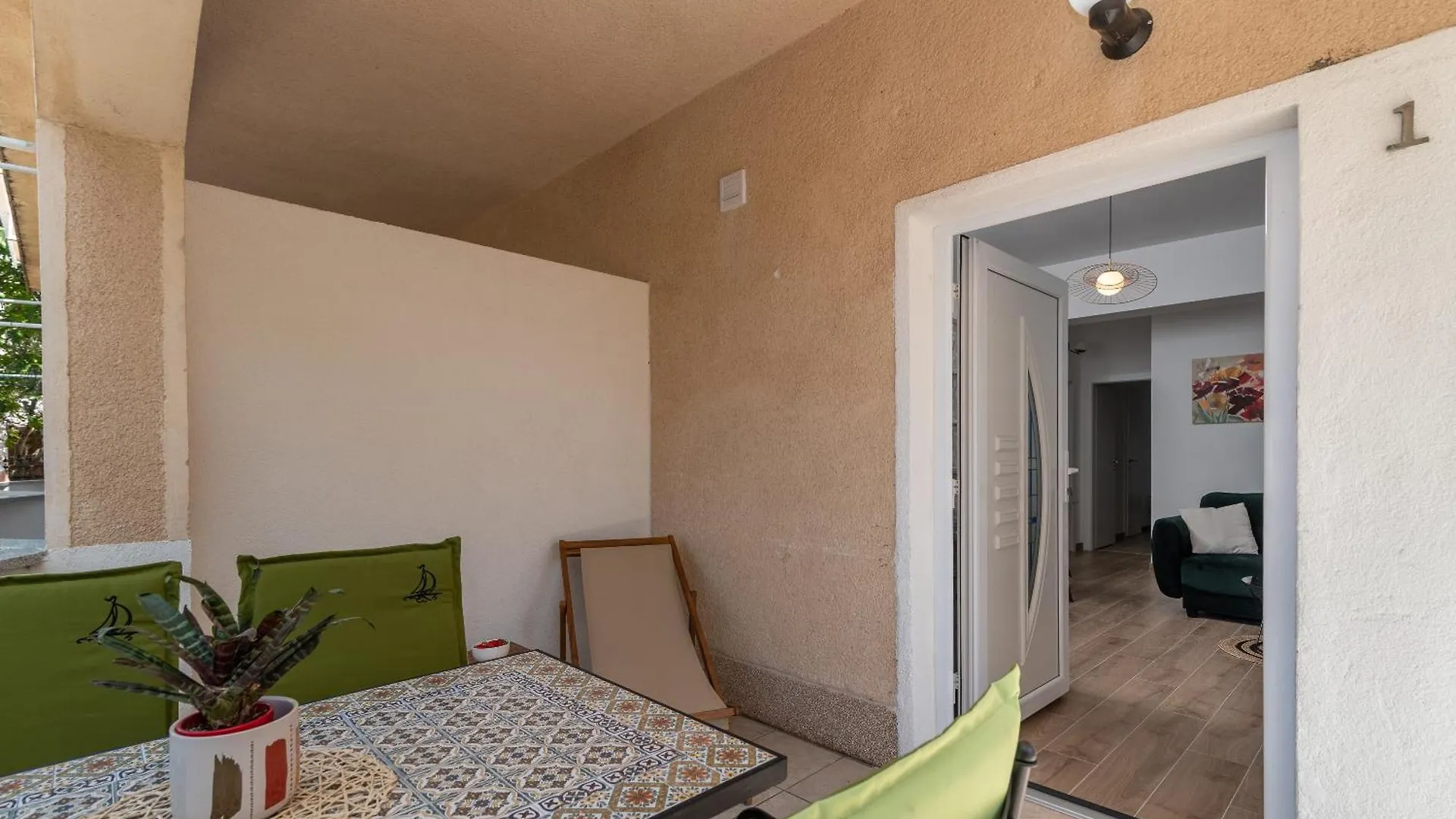 Apartments Fani Trogir