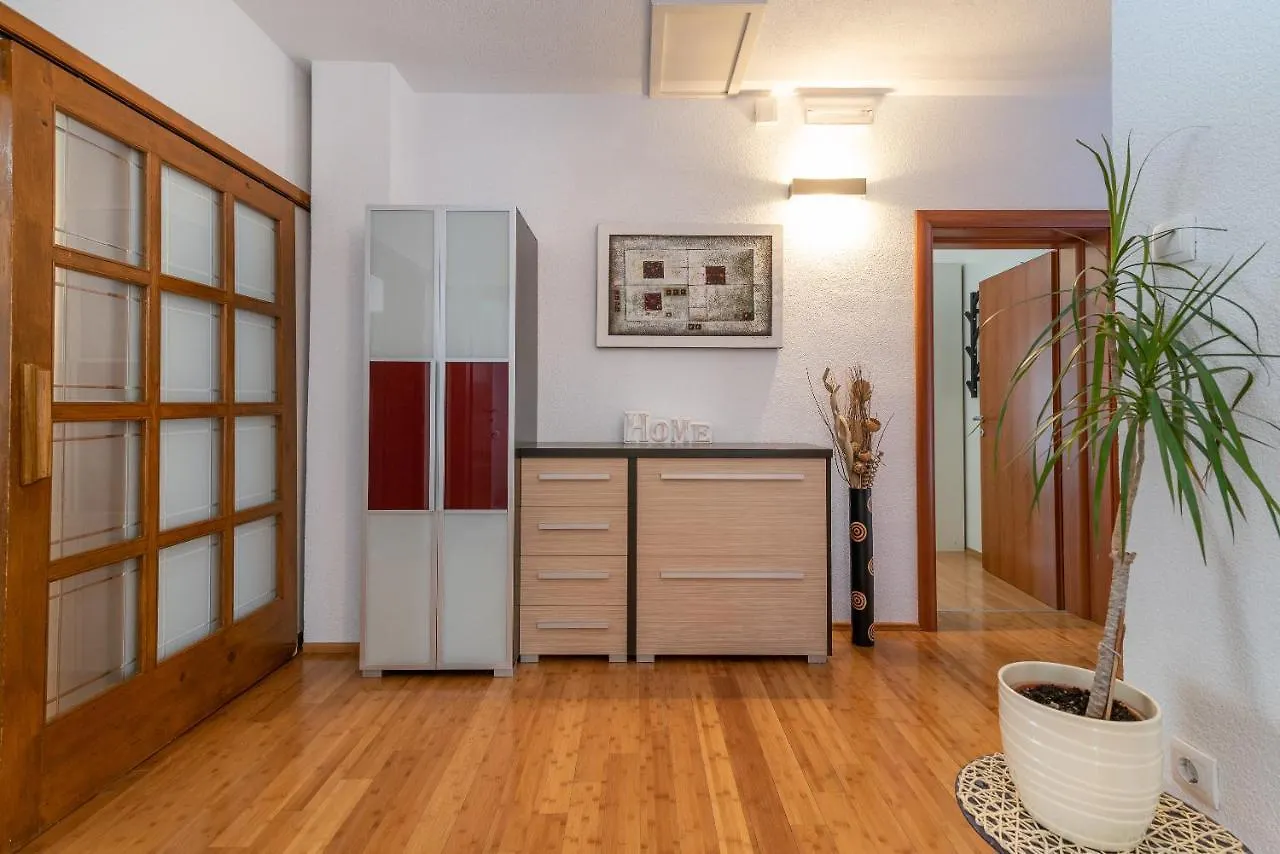 Apartments Fani Trogir 0*,